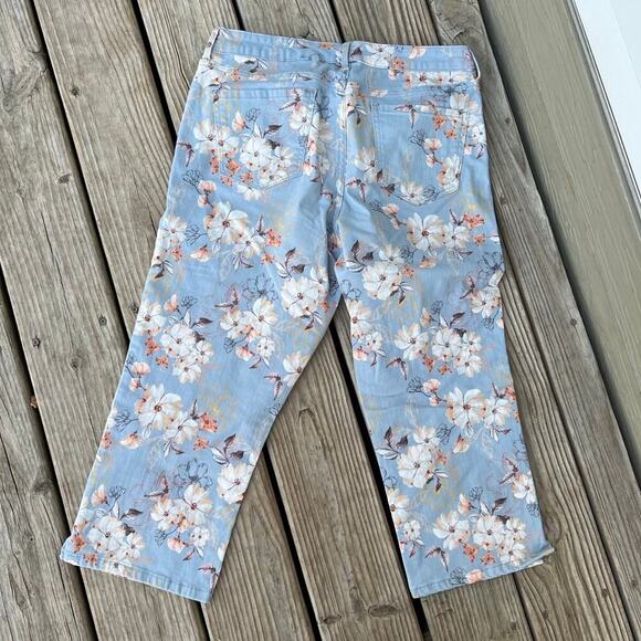 Nine West Chrystie blue floral capris, women's size 12 - Picture 3 of 8